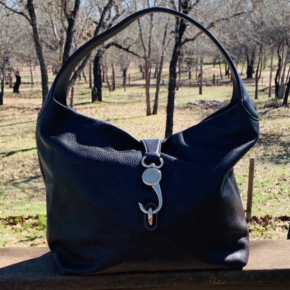 Dooney & Bourke Handbags - Dooney & Bourke Hobo leather purse